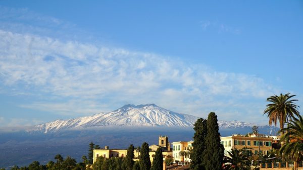 etna-2979915_1280